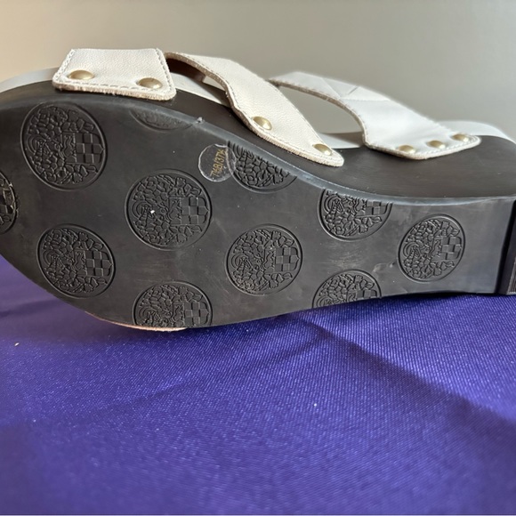 Vince Casmuto size 37 sandals. EUC - Picture 11 of 15